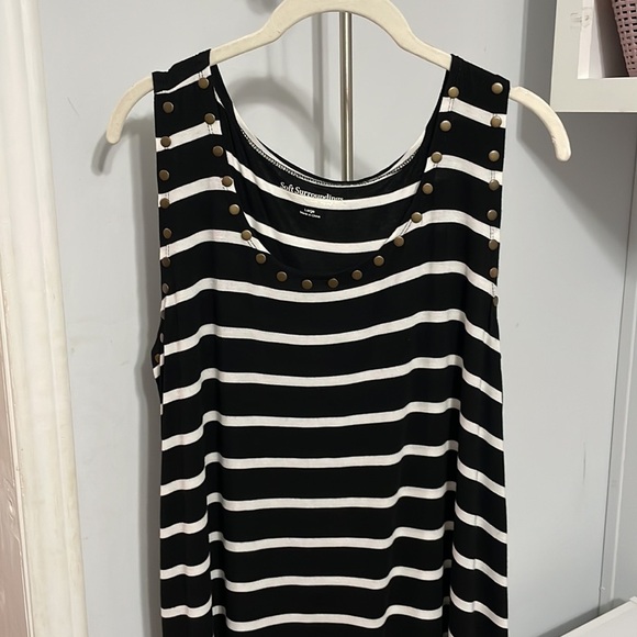 Soft surroundings Tank Stripped Top Size L - Picture 4 of 8